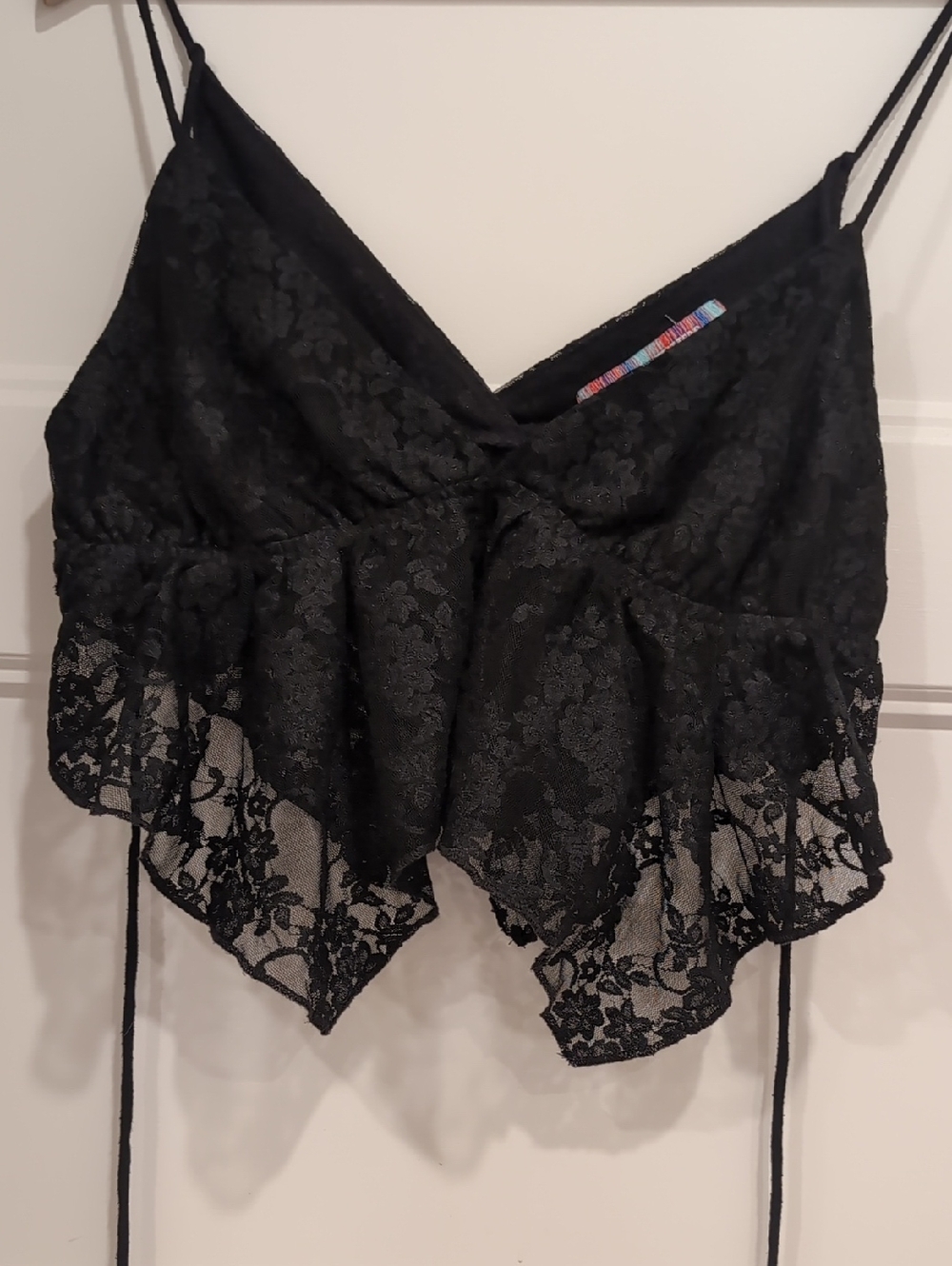 Cropped Lace Top Urban